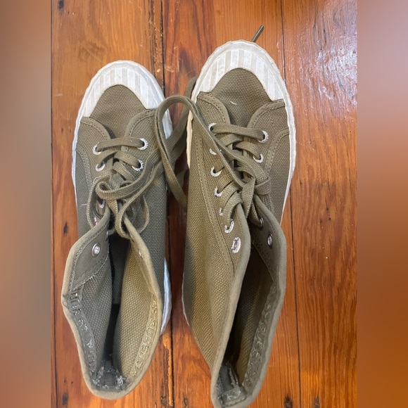 Superga Army Green High Top platform Canvas Sneakers 38/7.5 Great condition - Picture 2 of 6